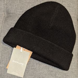 Everlane women's cashmere beanie